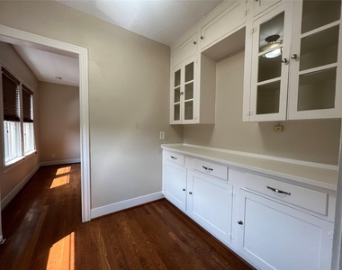 4410 Pease Street - Photo Thumbnail 5