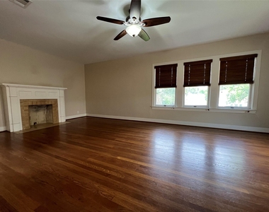 4410 Pease Street - Photo Thumbnail 1
