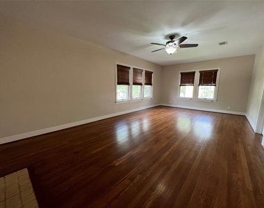 4410 Pease Street - Photo Thumbnail 2