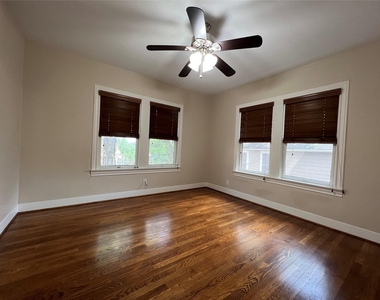 4410 Pease Street - Photo Thumbnail 6
