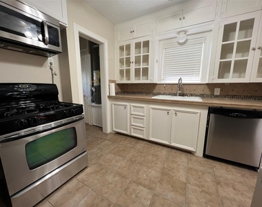 4410 Pease Street - Photo Thumbnail 3