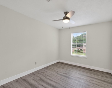918 Ivycroft Lane - Photo Thumbnail 24