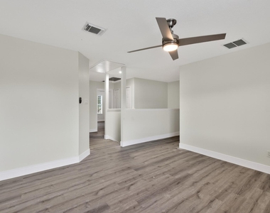 918 Ivycroft Lane - Photo Thumbnail 18