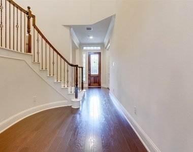 10307 Latta Creek Drive - Photo Thumbnail 3