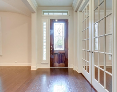 10307 Latta Creek Drive - Photo Thumbnail 4