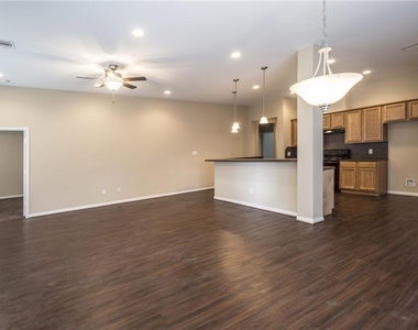 18702 Shay Lane - Photo Thumbnail 4