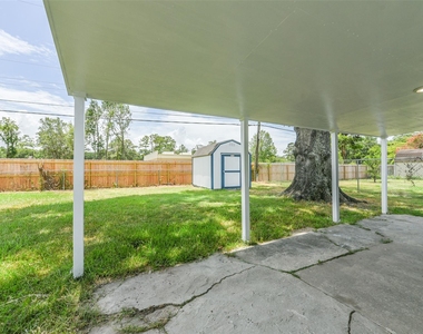 5514 Vickita Drive - Photo Thumbnail 4