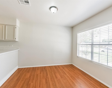 5514 Vickita Drive - Photo Thumbnail 22