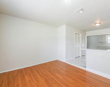 5514 Vickita Drive - Photo Thumbnail 24