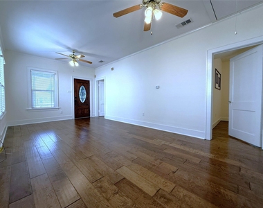 1011 Nadine Street - Photo Thumbnail 14