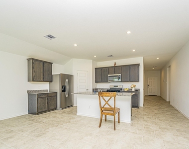 1118 Appaloosa Lane - Photo Thumbnail 11