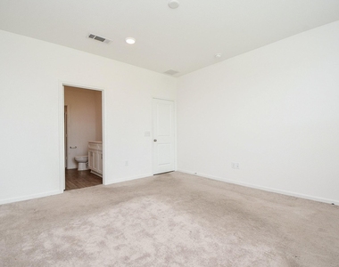 21158 Coral Blossom Lane - Photo Thumbnail 15