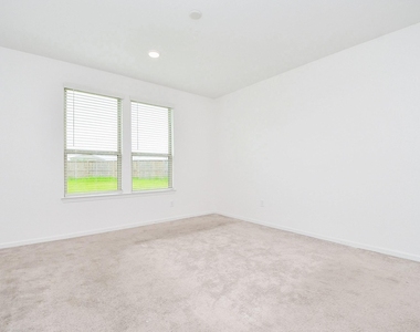 21158 Coral Blossom Lane - Photo Thumbnail 8