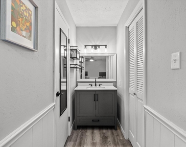 11322 Sagewillow Lane - Photo Thumbnail 12