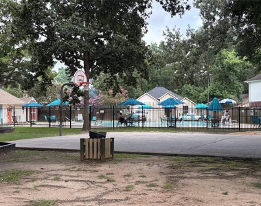 18385 Ten Oaks Court - Photo Thumbnail 21