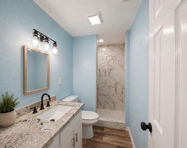 2222 44th Street - Photo Thumbnail 21