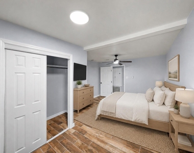 2222 44th Street - Photo Thumbnail 25