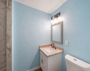 2222 44th Street - Photo Thumbnail 27