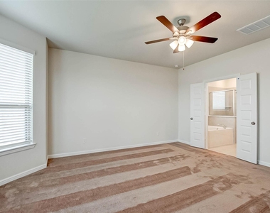18827 Carlisle Landing Lane - Photo Thumbnail 32