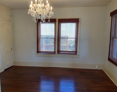 404 W Main Street - Photo Thumbnail 7