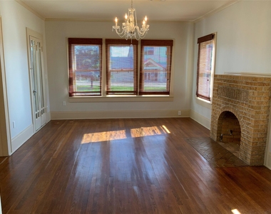 404 W Main Street - Photo Thumbnail 10