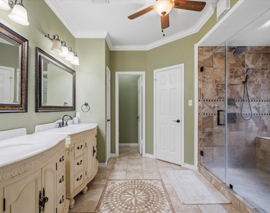 4704 Broadmoor Drive - Photo Thumbnail 11