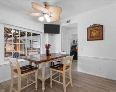 4704 Broadmoor Drive - Photo Thumbnail 8