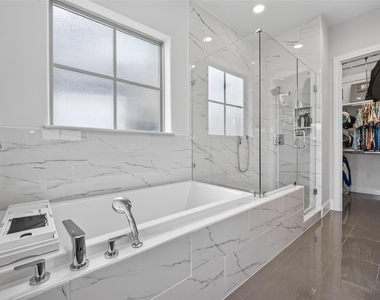 2703 Kinsley Oaks Drive - Photo Thumbnail 31