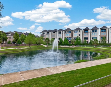 2703 Kinsley Oaks Drive - Photo Thumbnail 46