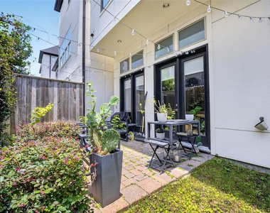 2703 Kinsley Oaks Drive - Photo Thumbnail 42