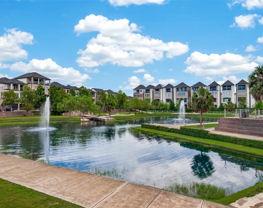 2703 Kinsley Oaks Drive - Photo Thumbnail 45