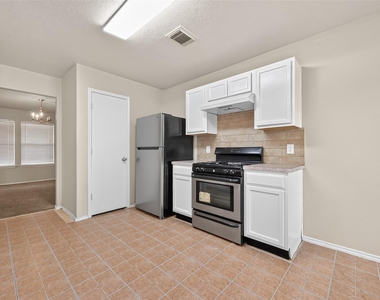 17347 Wigeon Way Drive - Photo Thumbnail 12