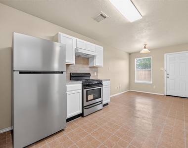 17347 Wigeon Way Drive - Photo Thumbnail 10