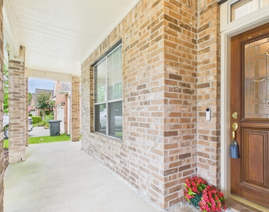 4702 Rolling View Court - Photo Thumbnail 2
