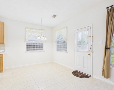 4702 Rolling View Court - Photo Thumbnail 9