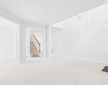 4702 Rolling View Court - Photo Thumbnail 4