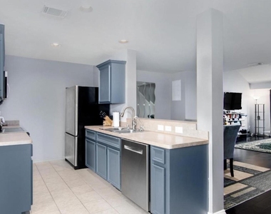 2236 Ann Street - Photo Thumbnail 6