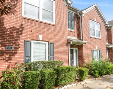2236 Ann Street - Photo Thumbnail 1