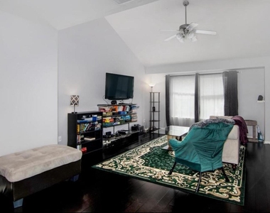 2236 Ann Street - Photo Thumbnail 11