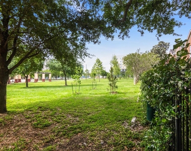 2236 Ann Street - Photo Thumbnail 18