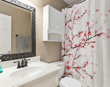 2236 Ann Street - Photo Thumbnail 4