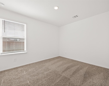 40603 Pine Spruce Lane - Photo Thumbnail 27