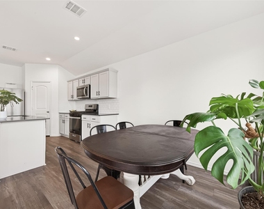 40603 Pine Spruce Lane - Photo Thumbnail 15