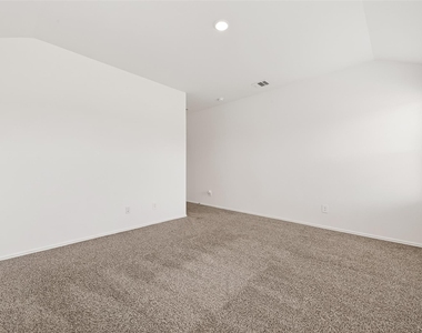 40603 Pine Spruce Lane - Photo Thumbnail 19