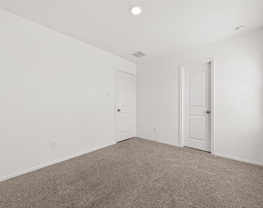 40603 Pine Spruce Lane - Photo Thumbnail 28