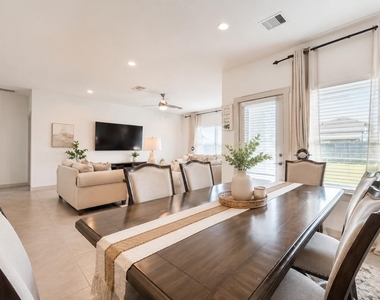 28923 Yukon River Court - Photo Thumbnail 3