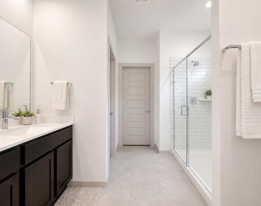 28923 Yukon River Court - Photo Thumbnail 8