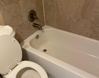 2121 Hepburn Street - Photo Thumbnail 34