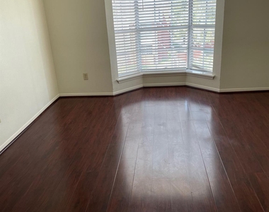 2121 Hepburn Street - Photo Thumbnail 43