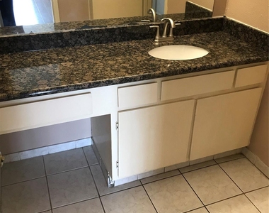 2121 Hepburn Street - Photo Thumbnail 1